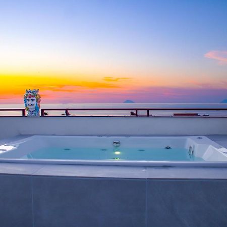 Duca D'Aosta Terrace, Skypool & Sauna Acquedolci Eksteriør bilde