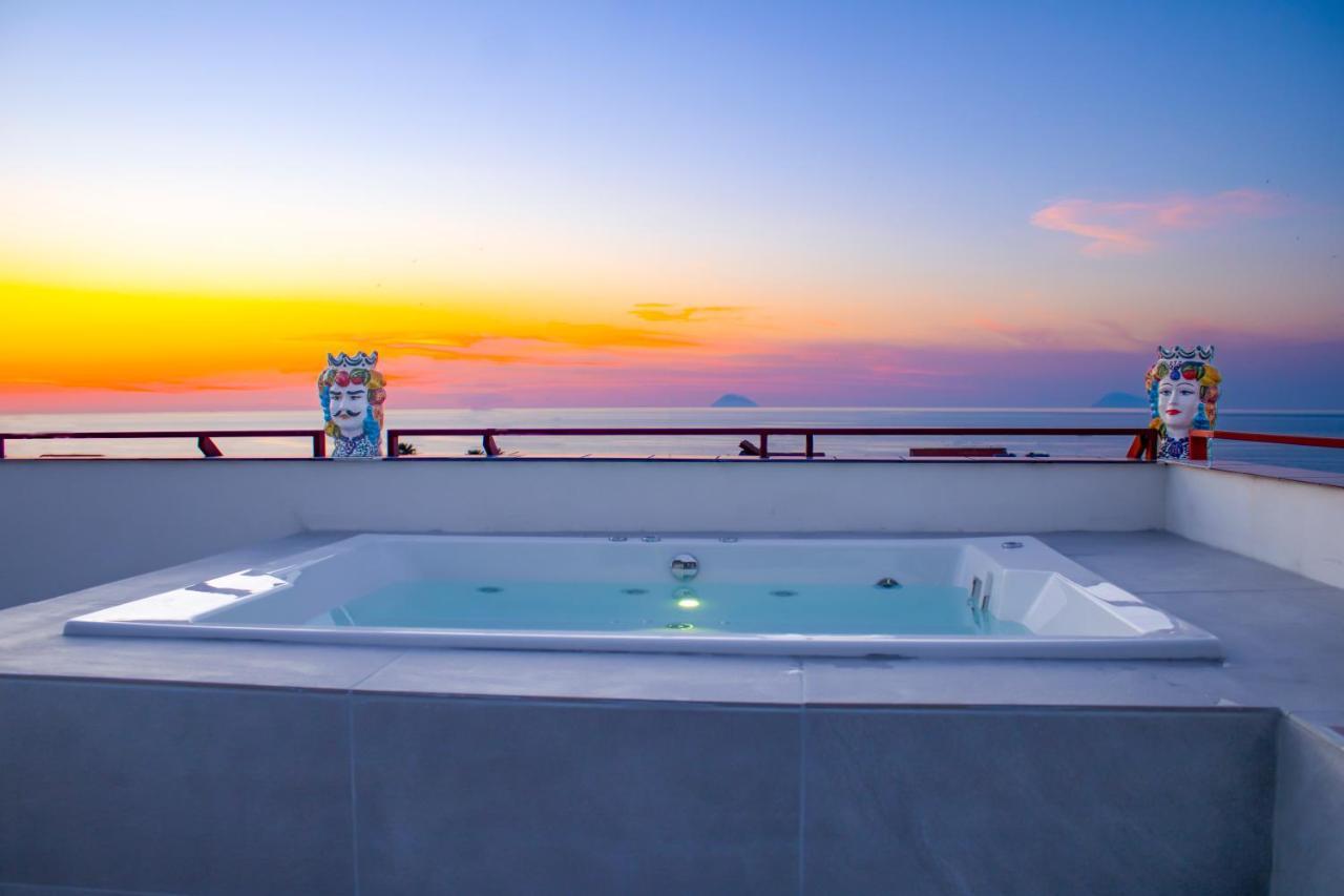 Duca D'Aosta Terrace, Skypool & Sauna Acquedolci Eksteriør bilde